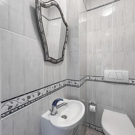 Luxury Wstunning Sea Views, Walk Gale דירה *